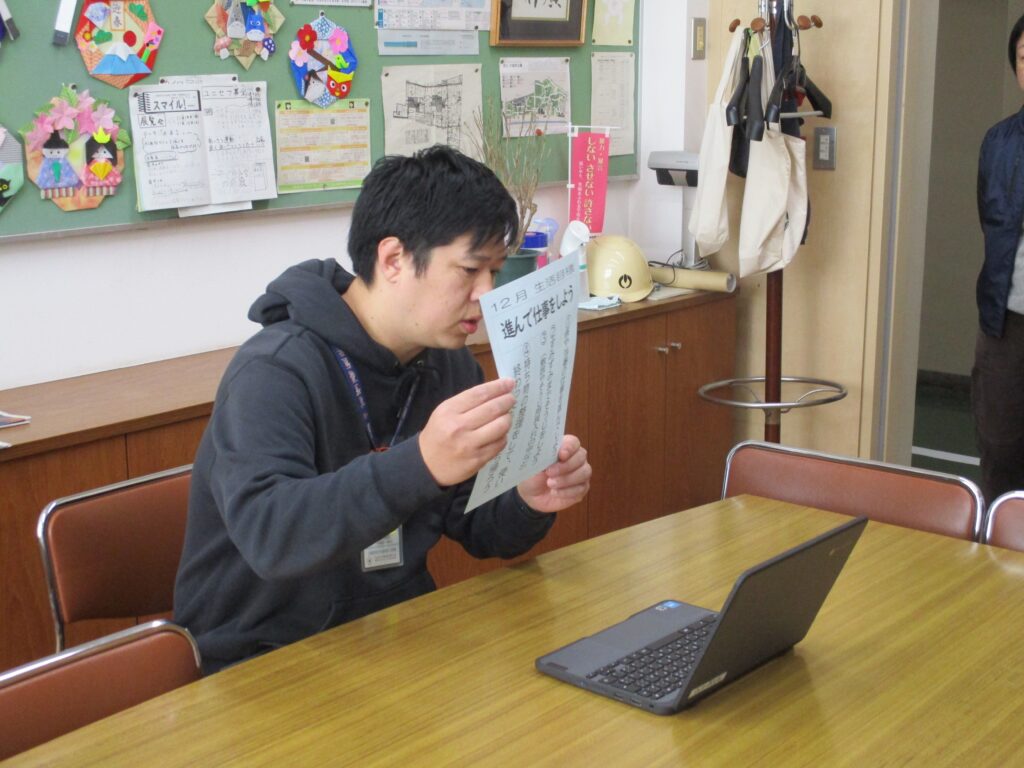 まだ、あと半月あります！　～全校朝会～